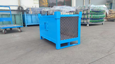 如何看待金屬周轉箱在生產(chǎn)車間的應用