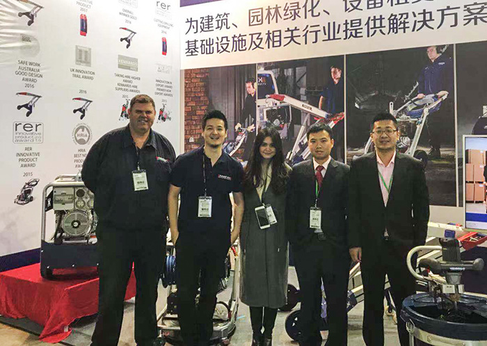 蘇州通達(dá)物流機(jī)器有限公司赴德參加漢諾威國(guó)際物流展載譽(yù)而歸