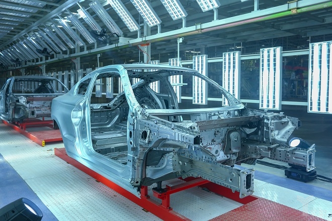 金屬周轉箱對于汽車零部件出口的包裝需要注意點