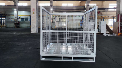倉儲(chǔ)系統(tǒng)中的金屬周轉(zhuǎn)箱為節(jié)省空間而受熱捧